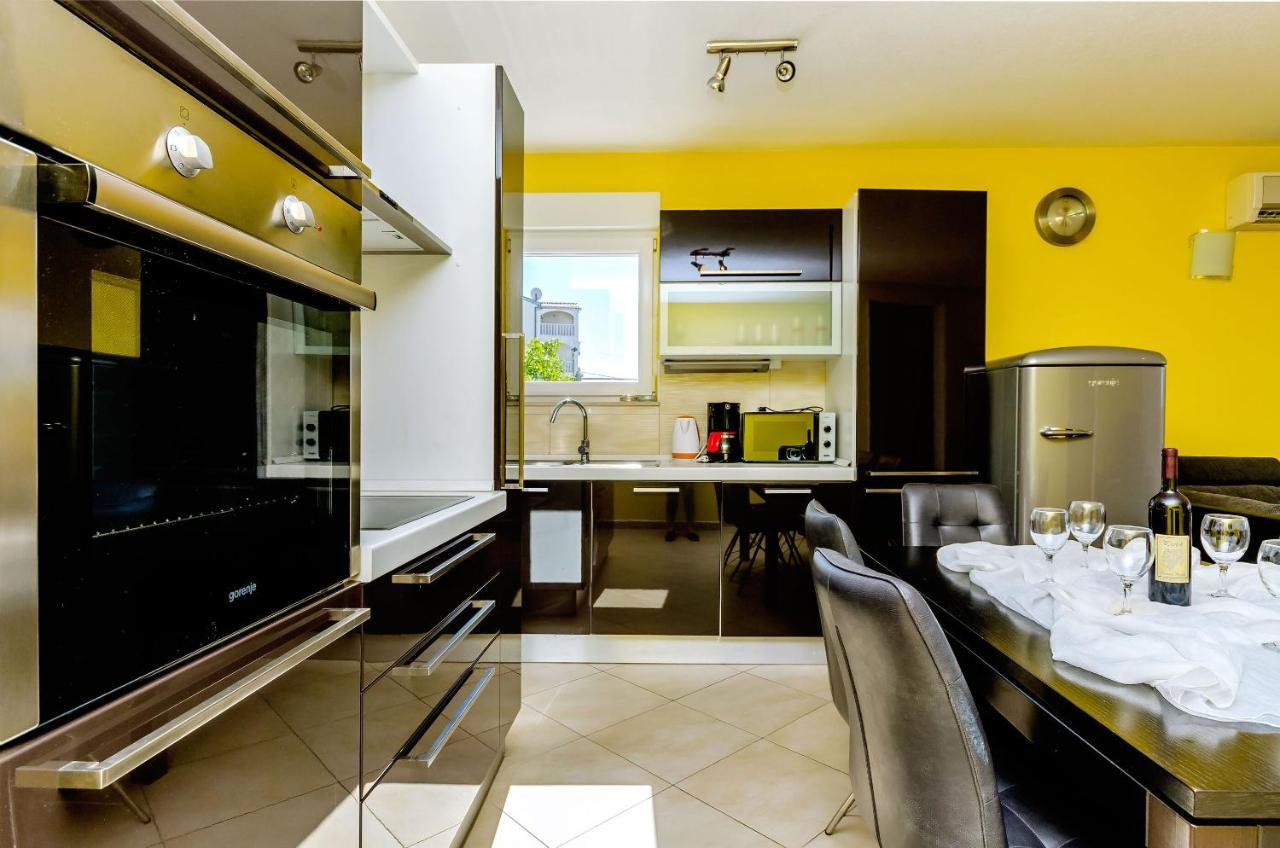 Apartments Melita Trogir Eksteriør billede